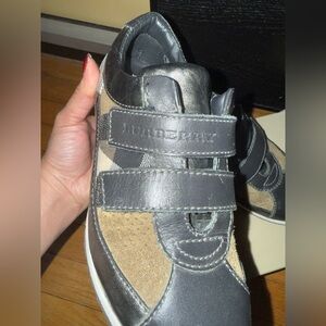 Burberry shoes